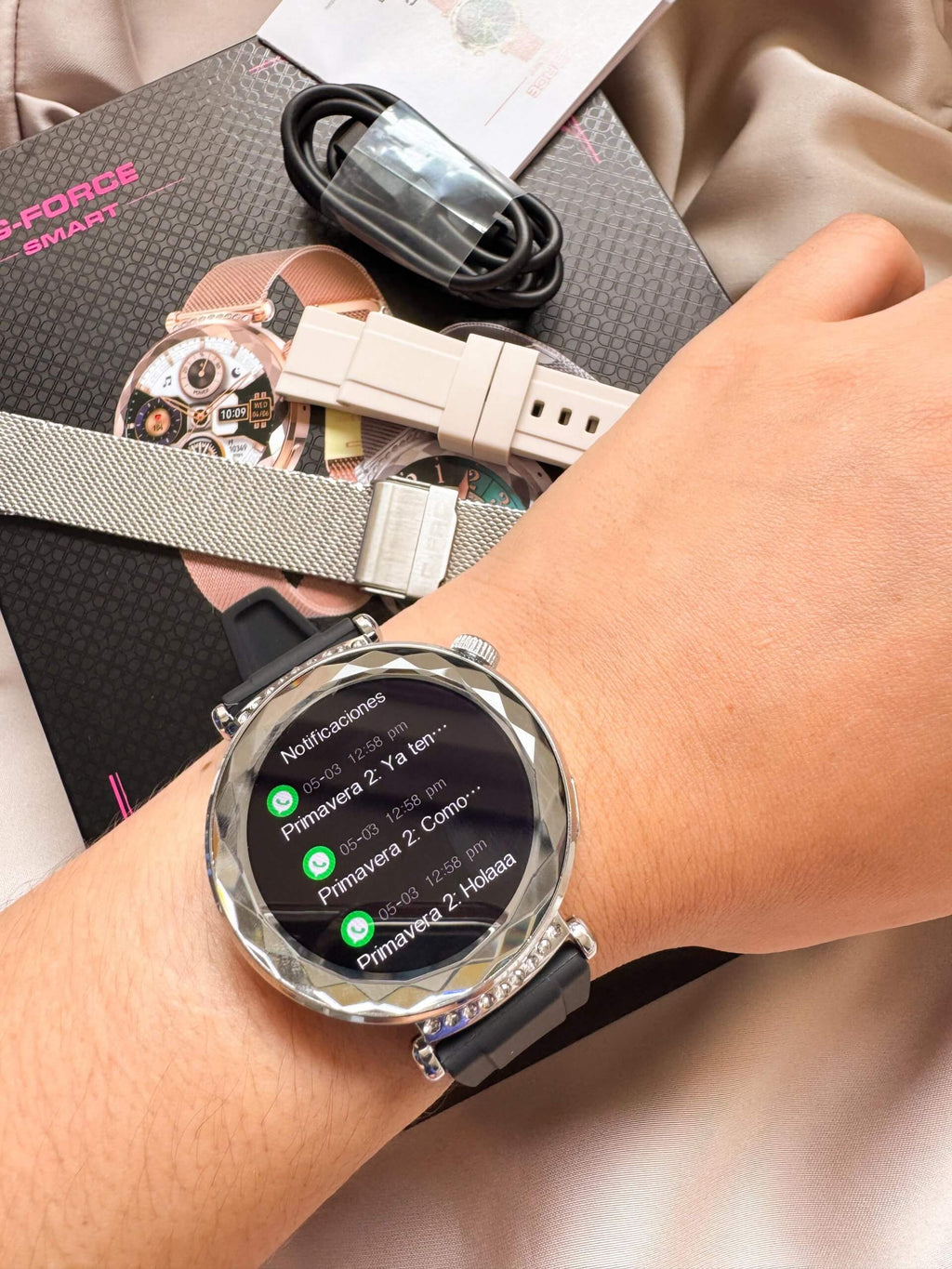 RELOJ INTELIGENTE PARA MUJER G-FORCE SMART GS-50 PLATEADO