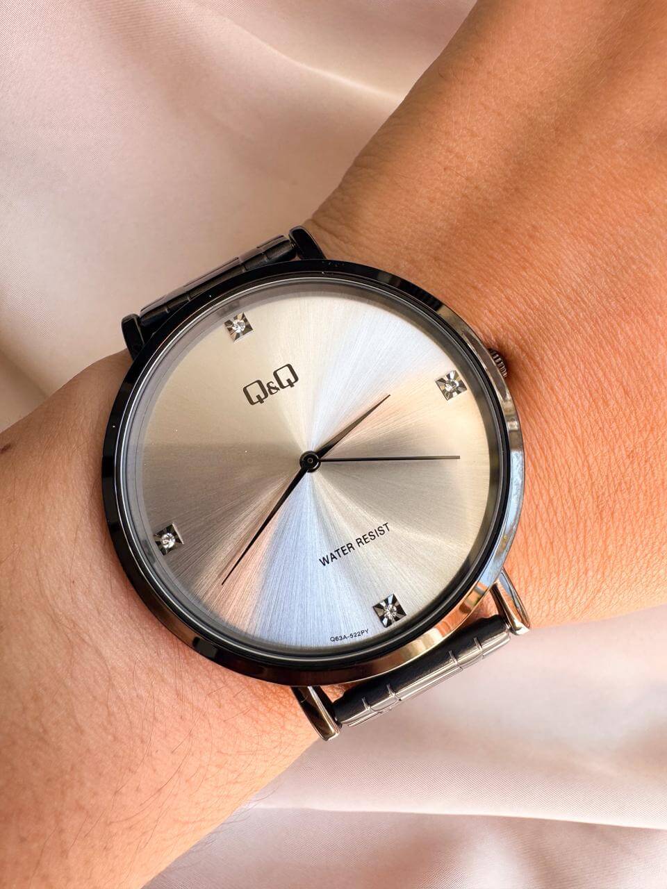 RELOJ QYQ Q63A  NEGRO