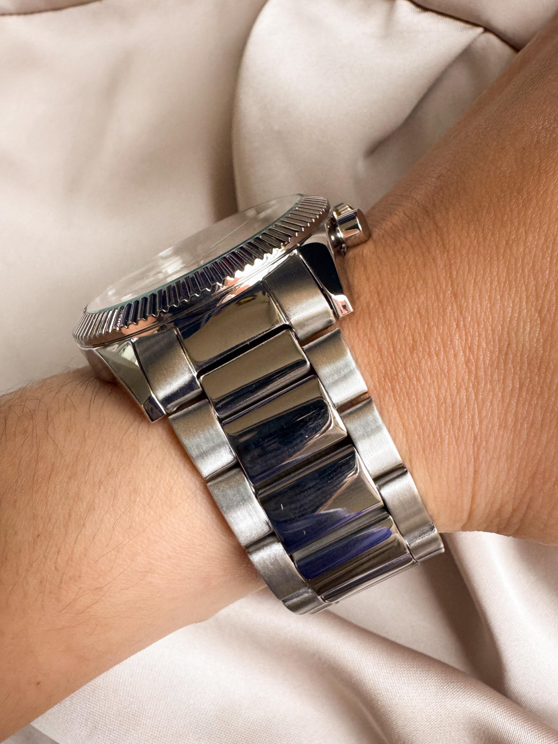 RELOJ QYQ MULTIFUNCIONAL UNISEX
