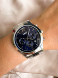 RELOJ QYQ UNISEX C71A004Y PLATEADO AZUL