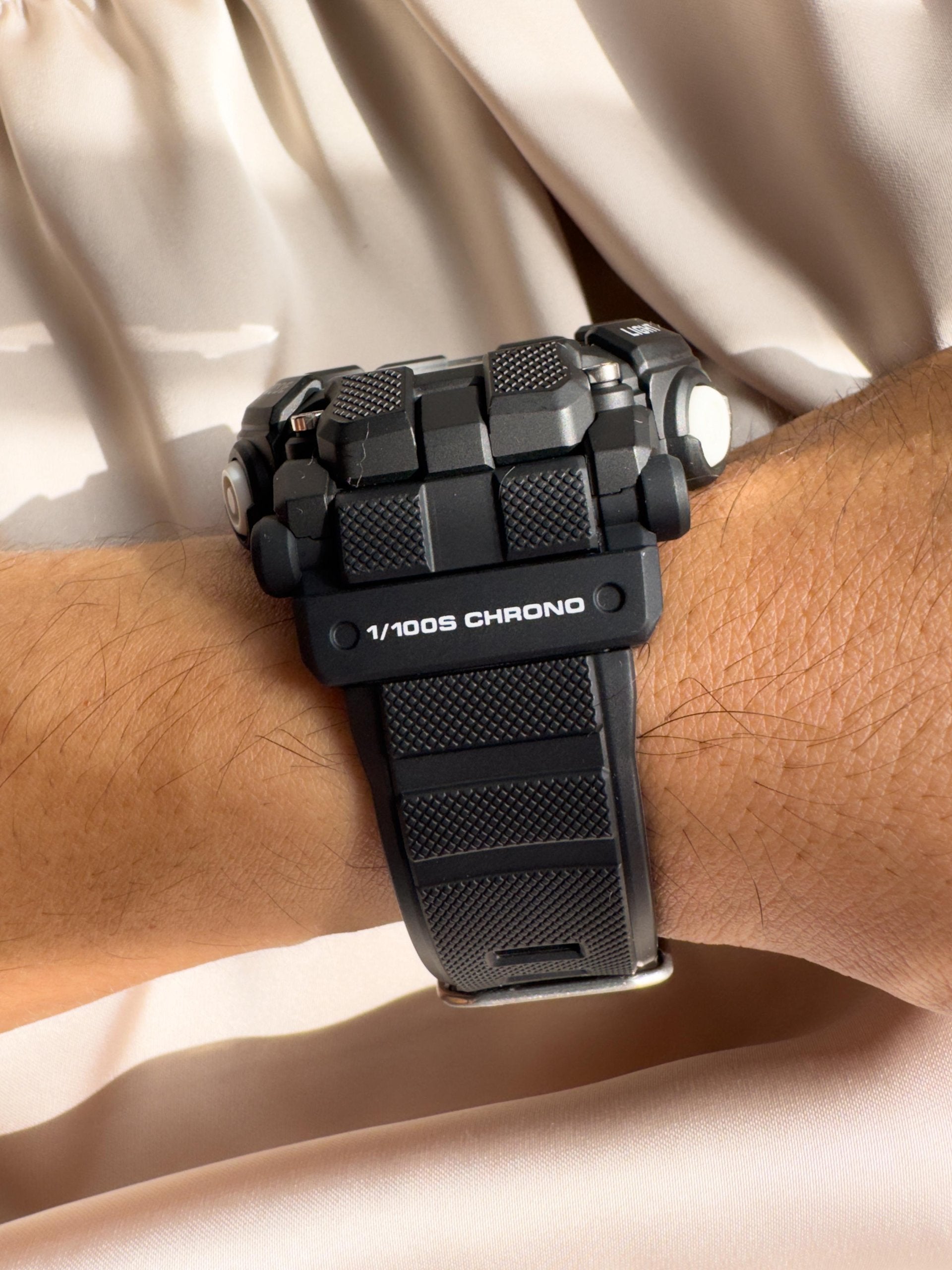 RELOJ QYQ DEPORTIVO PARA HOMBRE