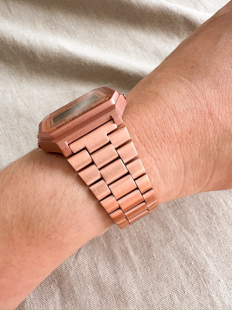 Reloj QYQ G17A004JY COBRE DIGITAL