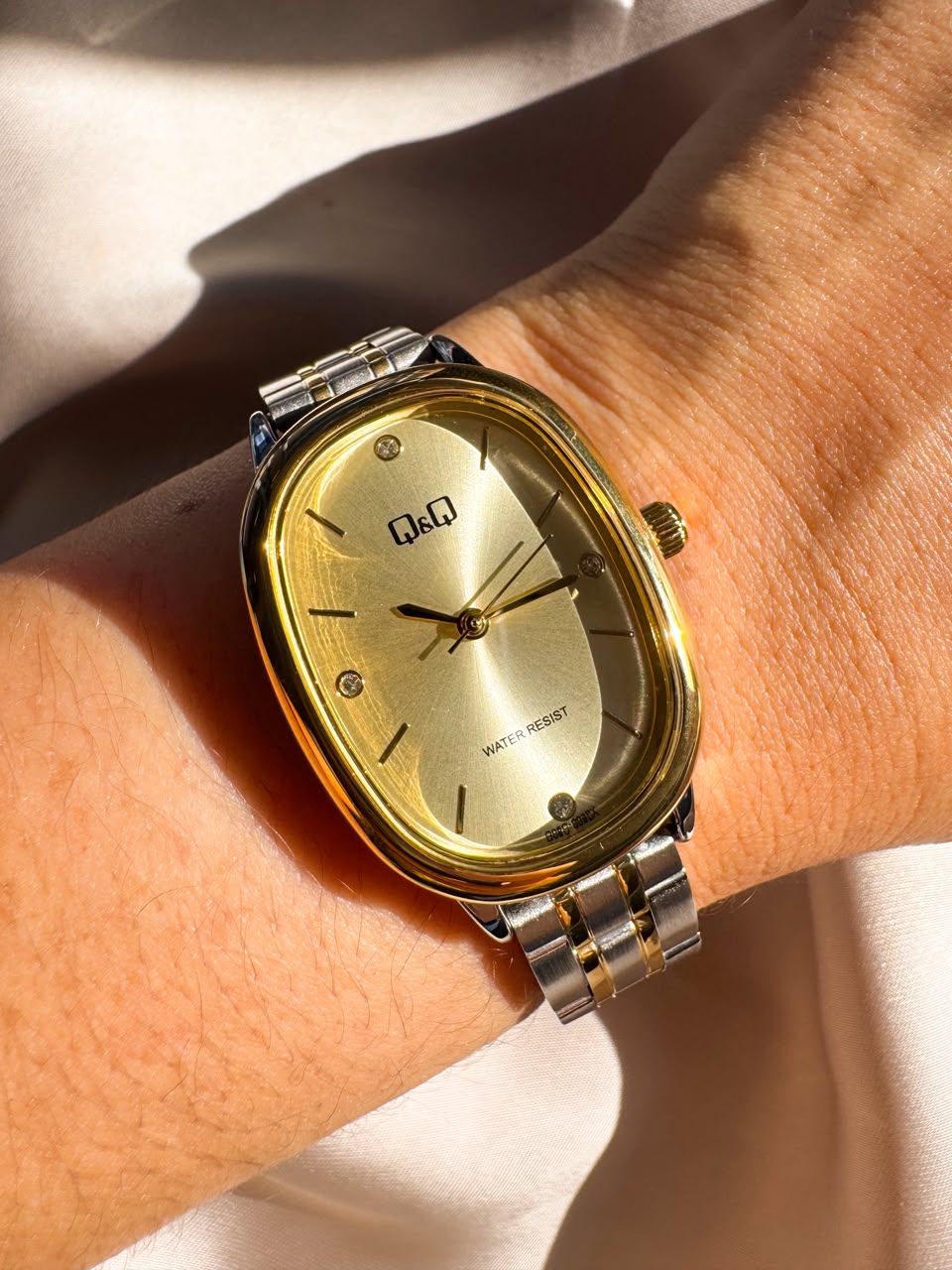 RELOJ QYQ Q06C004PY BICOLOR