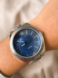 RELOJ QYQ Q38C-001PY PLATEADO FONDO AZUL UNISEX