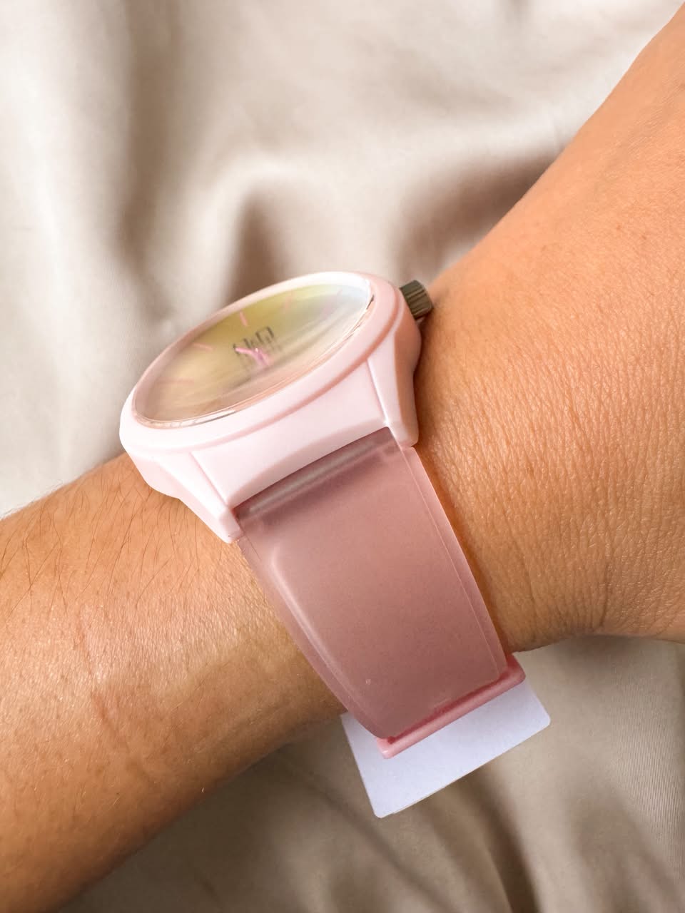 RELOJ QYQ V14A-518VY PLASTICO ROSADO