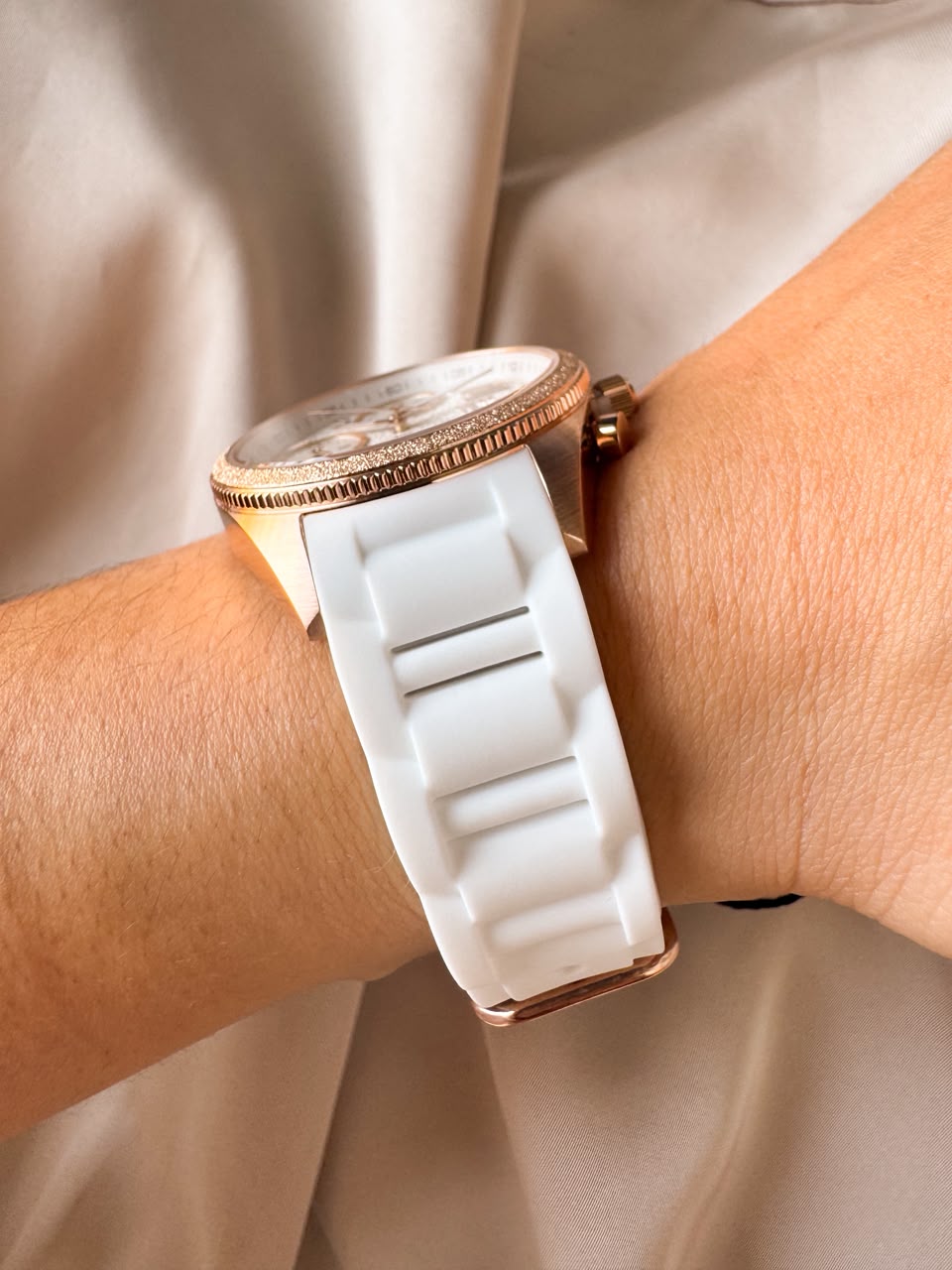 RELOJ SMT-251103-01 YESS SILICONA BLANCO