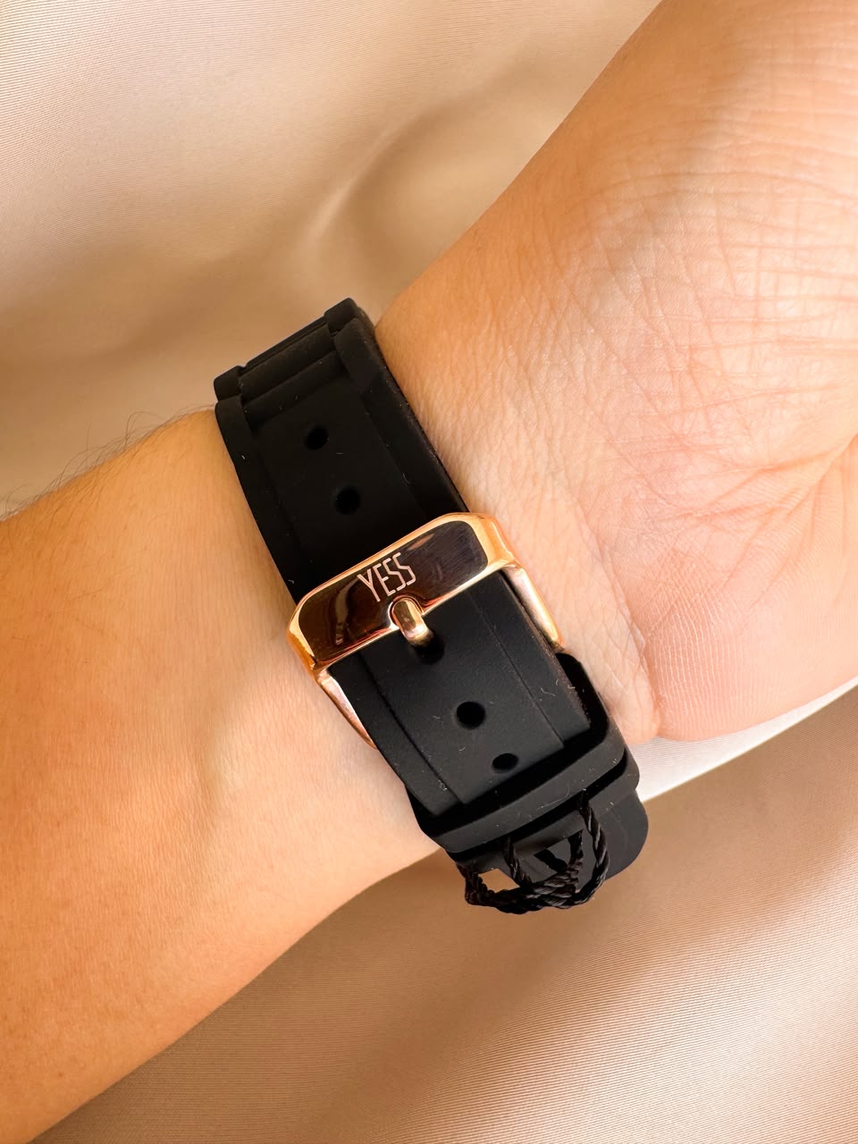 RELOJ SMT-251103-02 YESS SILICONA NEGRO