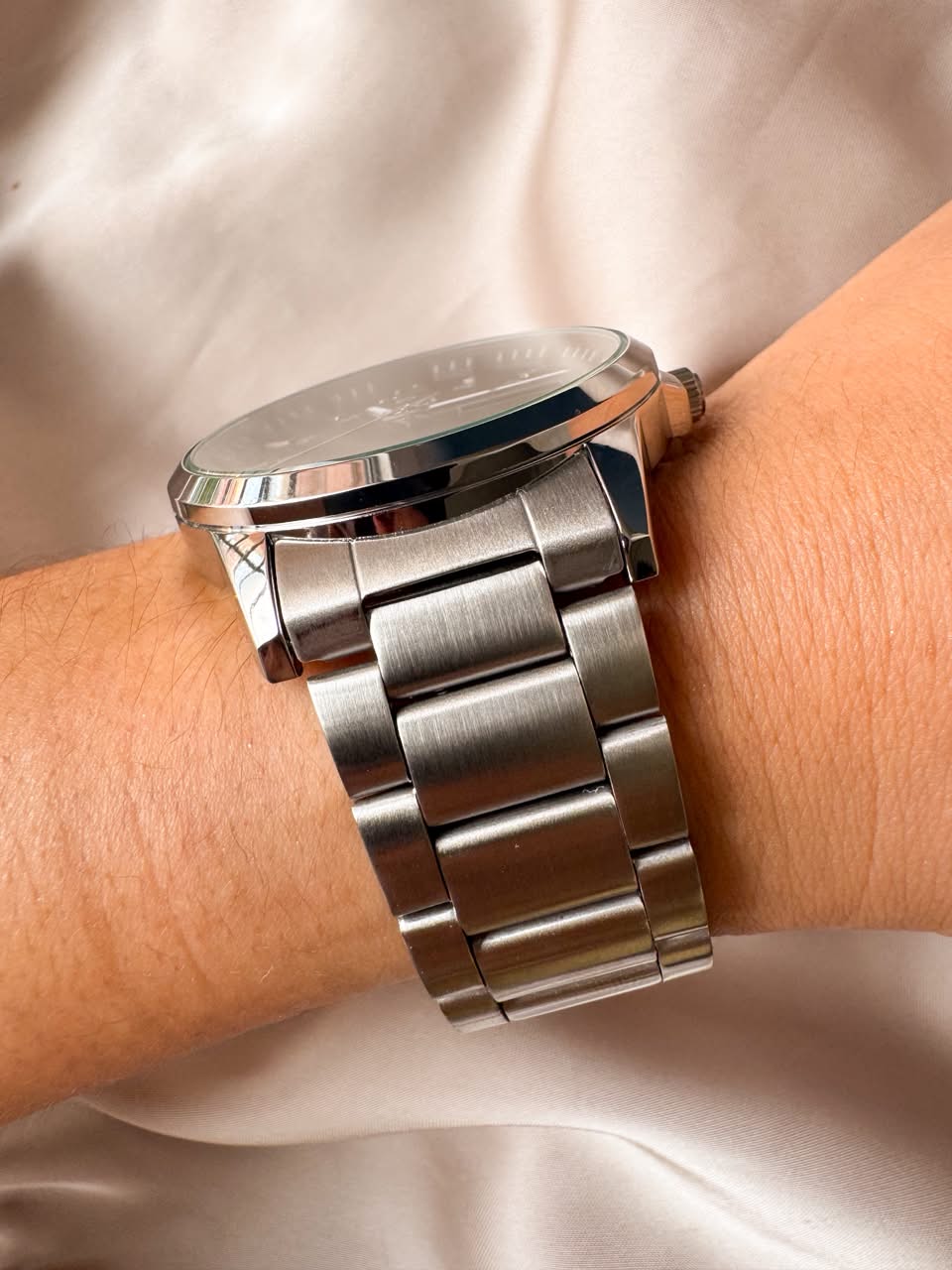RELOJ  QYQ A36A-004PY PLATEADO HOMBRE CALENDARIO
