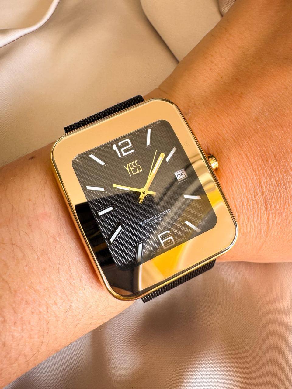 RELOJ YESS Y25002 NEGRO DORADO MALLA