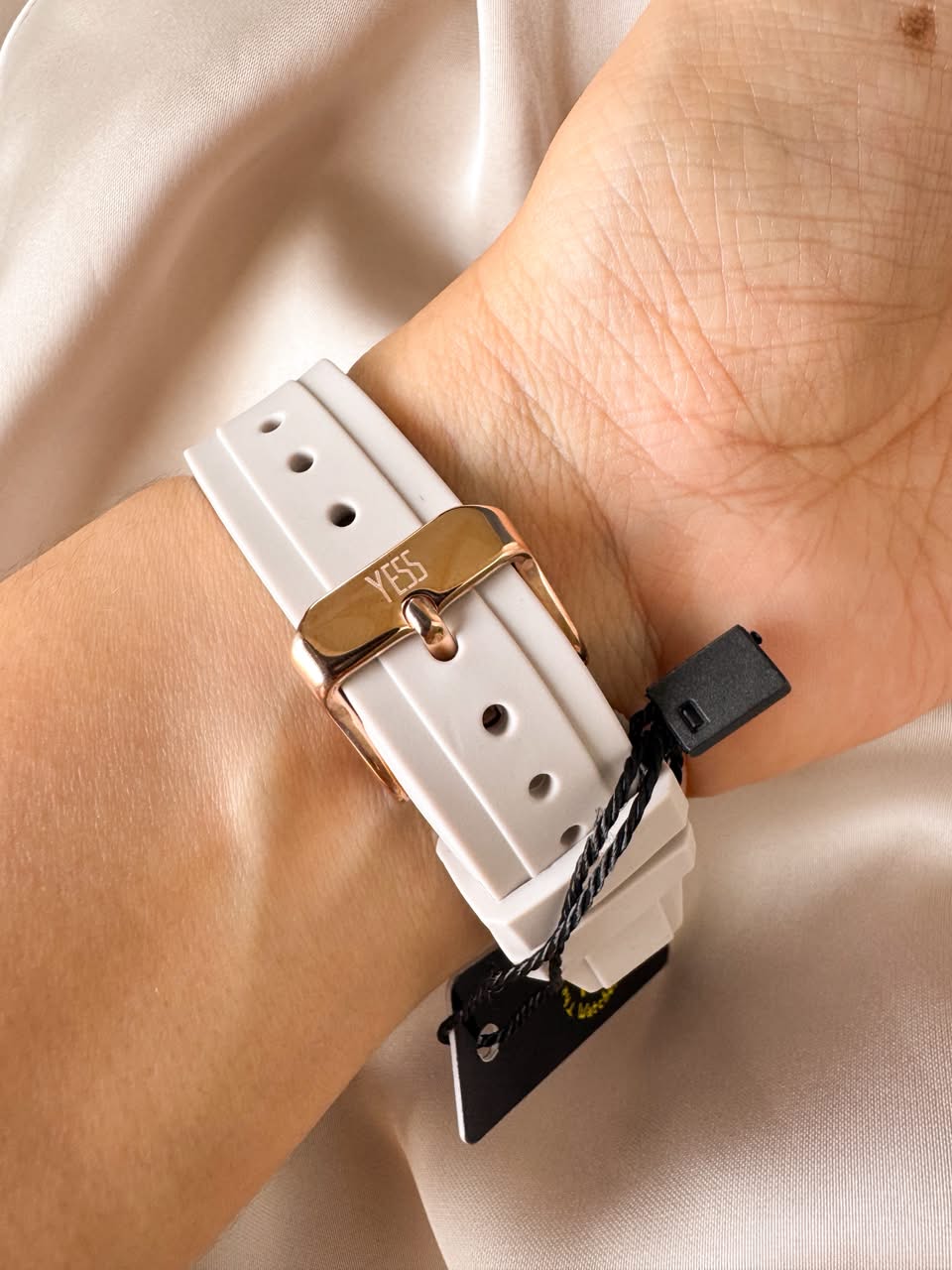 RELOJ YESS SMT-251178 - M06 SILICONA NUDE