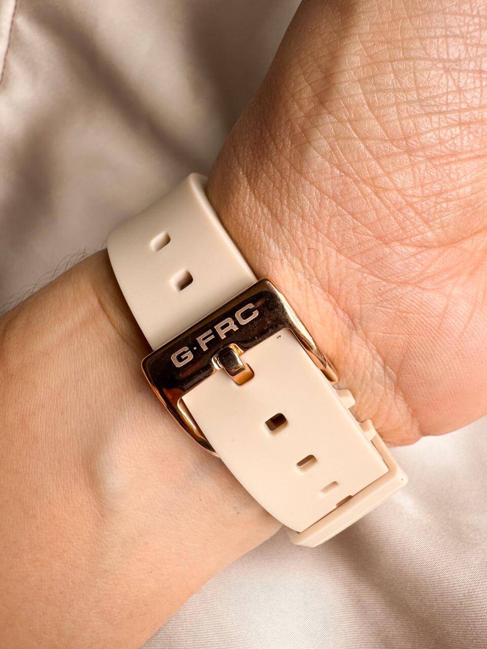 RELOJ G FORCE DIGITAL NUDE