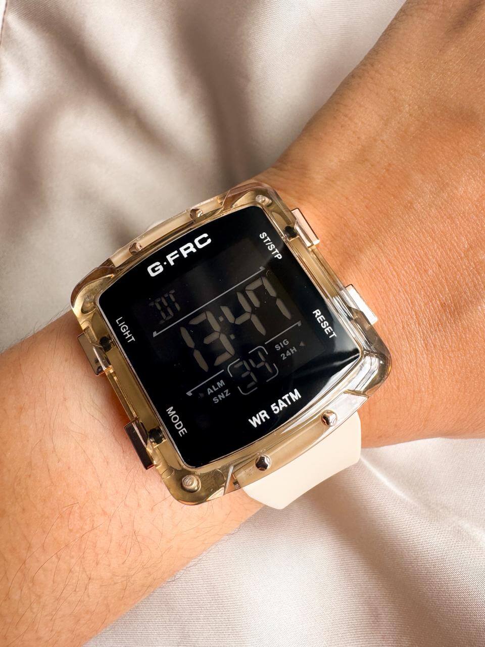 RELOJ G FORCE DIGITAL NUDE