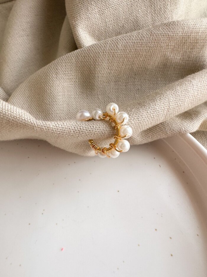 02 EARCUFF PERLAS