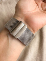 QYQ LED ACERO PLATEADO BROCHE