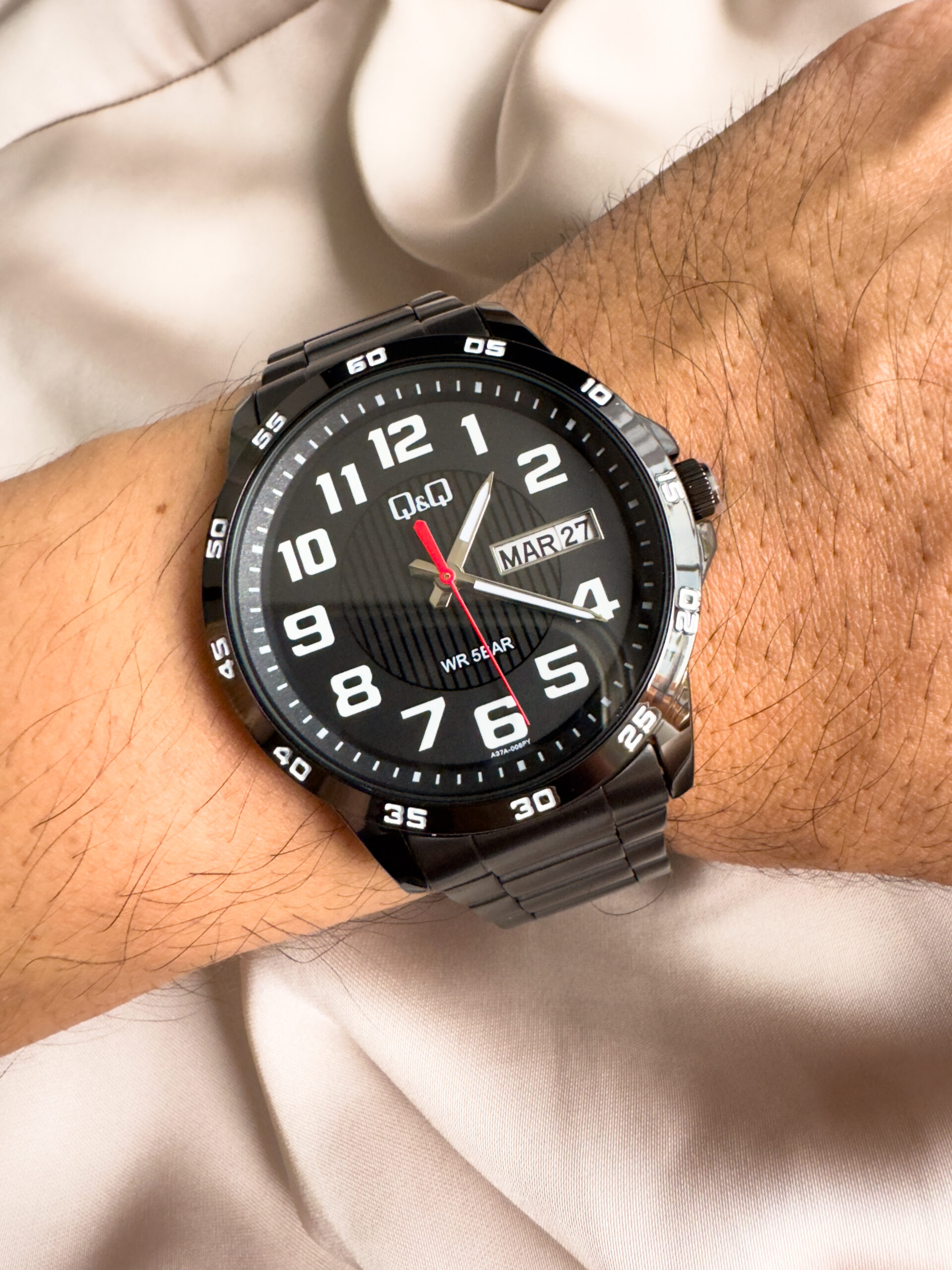 QYQ A37A NEGRO HOMBRE CALENDARIO