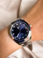 Reloj QYQ Plateado dama