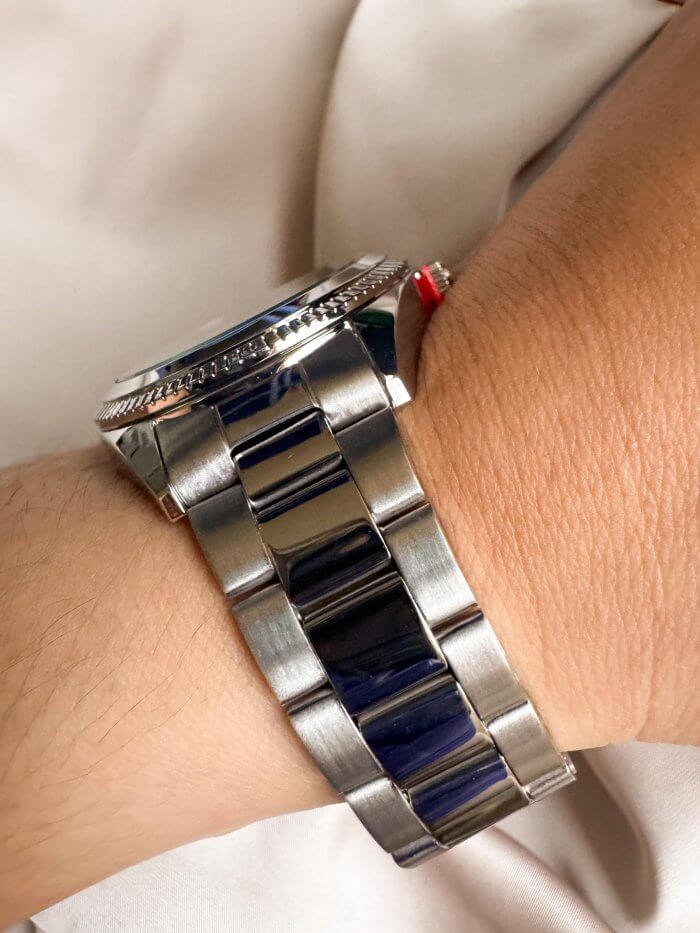 Reloj QYQ Plateado dama - Imagen 2