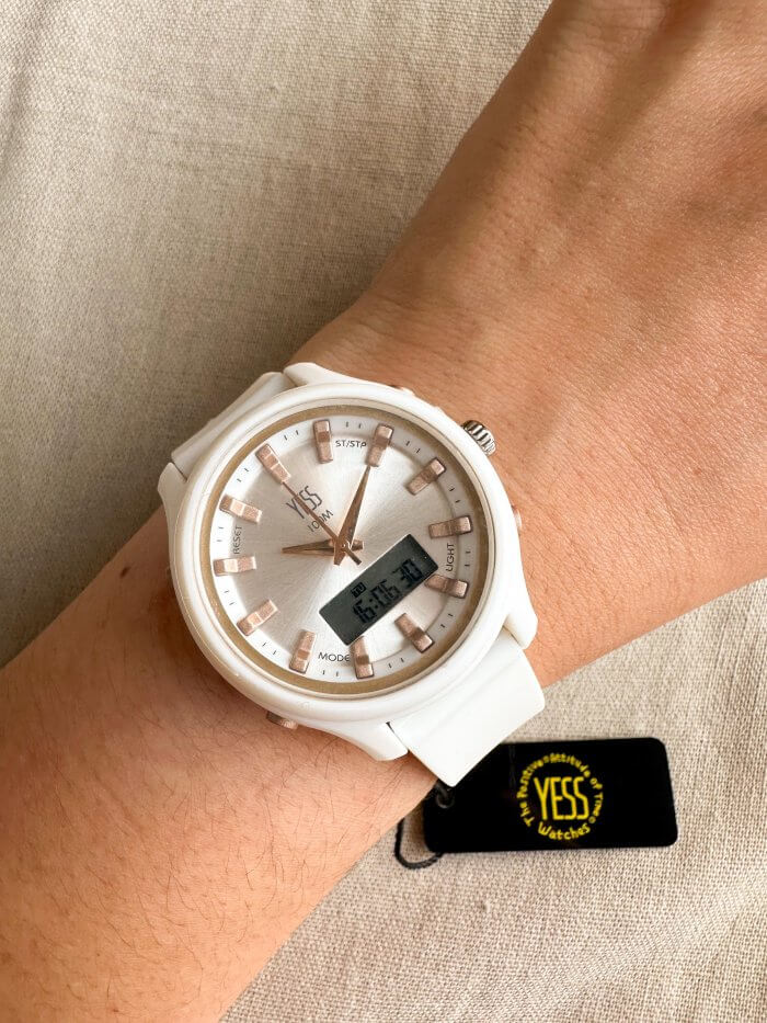 Reloj Yess silicona blanco pequeño - Imagen 1