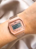 Reloj QYQ digital oro rosa