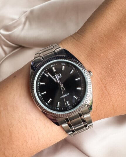 Reloj QYQ Plateado pequeño