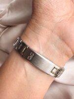 Reloj QYQ bicolor pequeño - Imagen 3