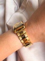 Reloj QYQ dorado pequeño - Imagen 3