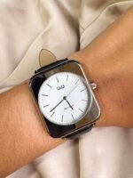 Reloj QYQ Q40B-006PY NEGRO