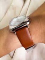 Reloj QYQ Q40B-008PY CAFÉ - Imagen 2