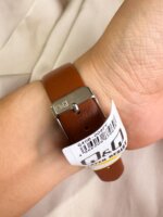 Reloj QYQ Q40B-008PY CAFÉ - Imagen 3