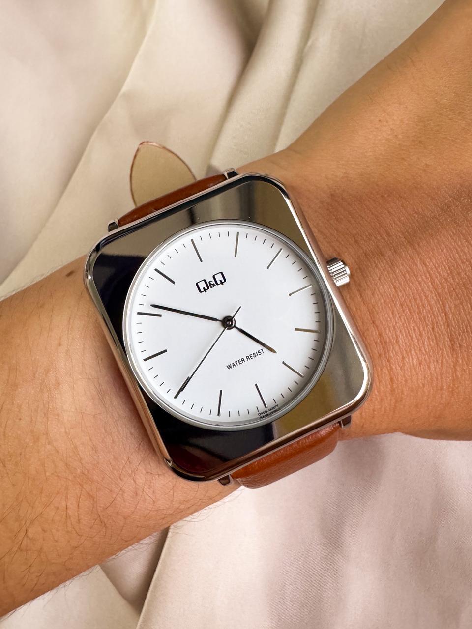 Q40B-008PY cuero cafe Reloj QYQ Q40B-008PY CAFÉ - Imagen 1