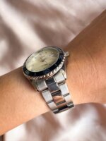 Reloj QYQ Q55A-001PY plateado dama - Imagen 2