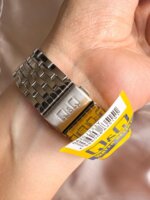 RELOJ QYQ PLATEADO UNISEX QA20J221Y - Imagen 5