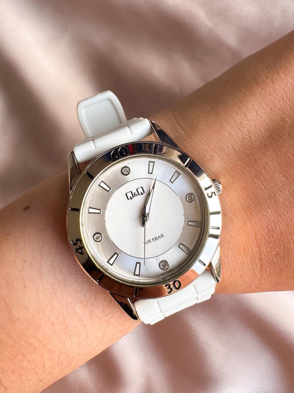 QC17J301Y silicona blanca plateado RELOJ QYQ BLANCO MUJER QC17J301Y - Imagen 1