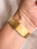 Reloj QYQ C69A DORADO - Imagen 3