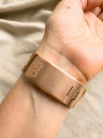 Reloj QYQ QYQ V550 ORO ROSA - Imagen 3