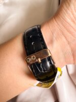 RELOJ QYQ BL67804Y NEGRO - Imagen 3