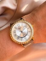 RELOJ QYQ Q04B-004PY CAFÉ