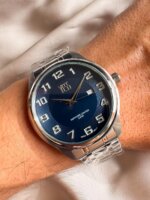 RELOJ YESS PLATEADO Y24076G-01