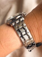 RELOJ YESS PLATEADO PEQUEÑO Y24076L-01 - Imagen 2