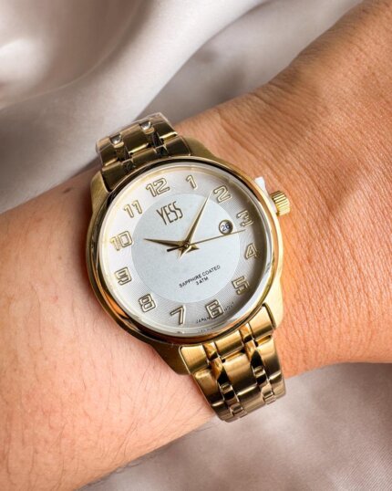 RELOJ YESS DORADO PEQUEÑO Y24076L-03