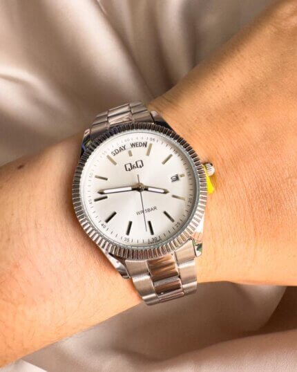 Reloj QYQ A15A PLATEADO