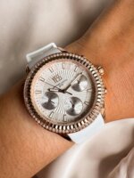 RELOJ YESS BLANCO SMT-250506-02